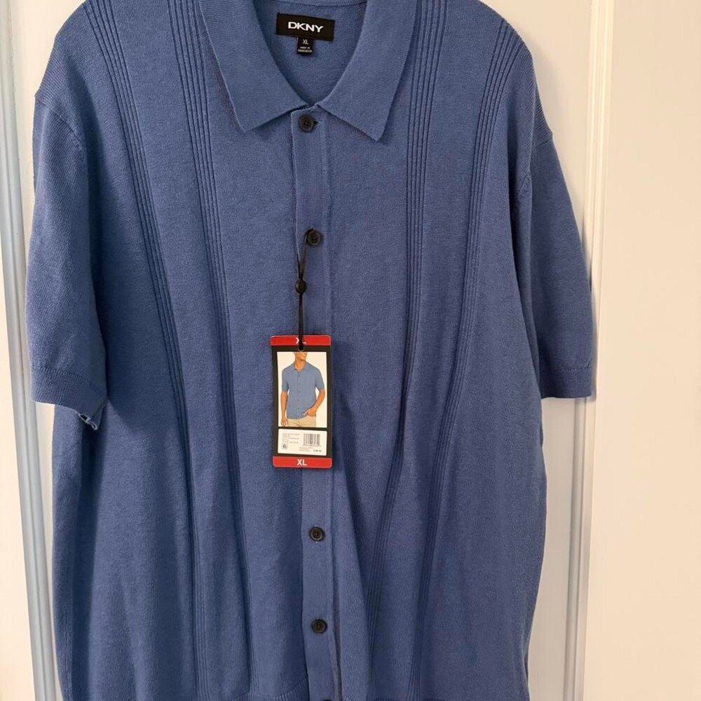 DKNY blue button front sweater with vertical ribbed texture, size XL. Brand new